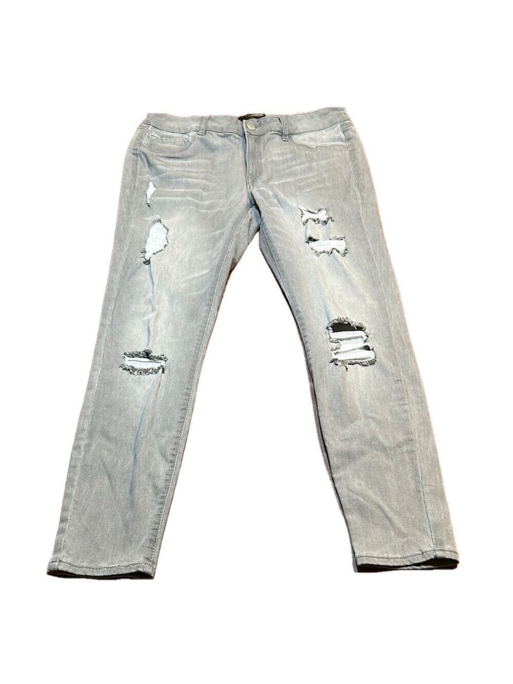 REFUGE Light Gray Skinny Leg Distressed Jeans Size 10